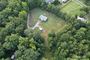 953 Bollinger Pond Dr, Clover, SC 29710 - Photo 3