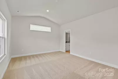 7221 Jerimoth Drive, Charlotte, NC 28215 - Photo 9