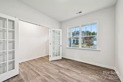 7648 Bainbridge Road, Sherrills Ford, NC 28673 - Photo 9