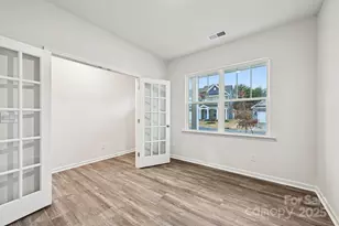 7648 Bainbridge Rd, Sherrills Ford, NC 28673 - Photo 9