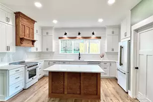 123 Arrowood Ln, Harmony, NC 28634 - Photo 3