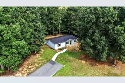 2734 Orangewood Lane, Newton, NC 28658 - Photo 29
