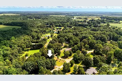 2734 Orangewood Lane, Newton, NC 28658 - Photo 33