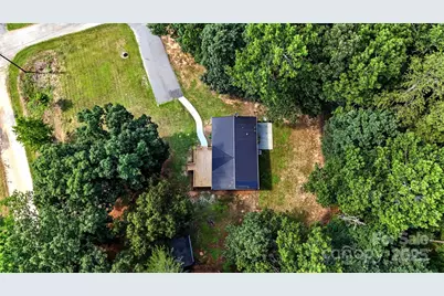 2734 Orangewood Lane, Newton, NC 28658 - Photo 31