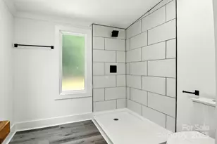 2734 Orangewood Ln, Newton, NC 28658 - Photo 13