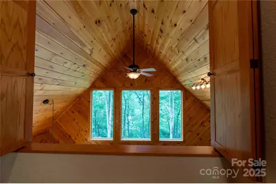 1055 Winterstar Loop, Burnsville, NC 28714 - Photo 19