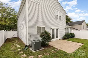 9341 Meadowmont View Dr, Charlotte, NC 28269 - Photo 25