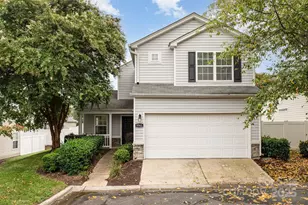 9341 Meadowmont View Dr, Charlotte, NC 28269 - Photo 3