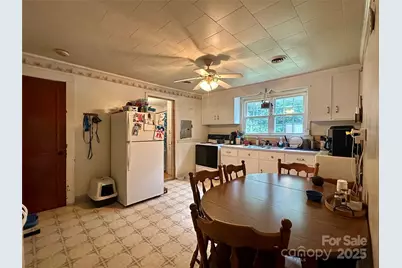 5203 Old Nc 18 Road, Connelly Springs, NC 28612 - Photo 25