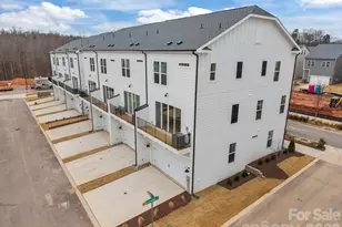 3217 Drift St, Charlotte, NC 28278 - Photo 3