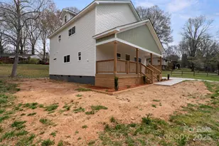 902 N Mountain St, Cherryville, NC 28021 - Photo 27