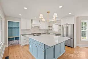 315 S Main St, Davidson, NC 28036 - Photo 1