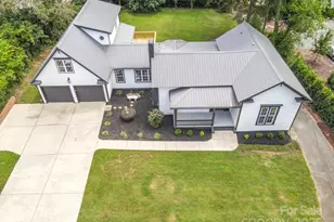 315 S Main St, Davidson, NC 28036 - Photo 5