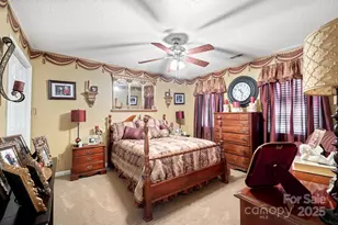 1948 Twin Ponds Dr, Hickory, NC 28602 - Photo 21