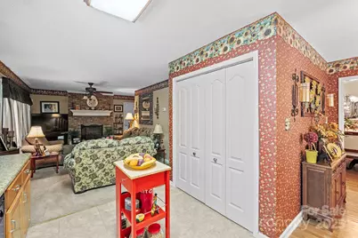 1948 Twin Ponds Drive, Hickory, NC 28602 - Photo 11