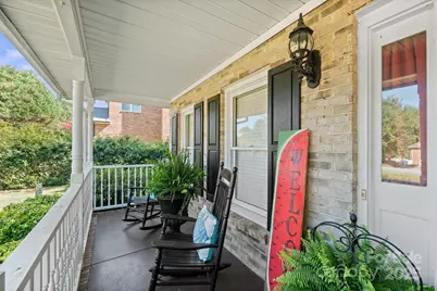 1948 Twin Ponds Drive, Hickory, NC 28602 - Photo 3