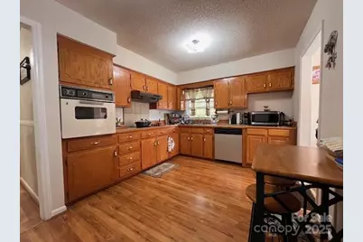 90 Long Street, Marion, NC 28752 - Photo 9