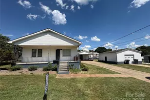 110 N Davis St, Dallas, NC 28034 - Photo 1