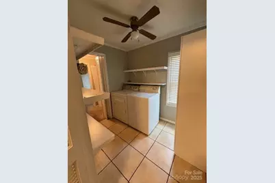 110 N Davis Street, Dallas, NC 28034 - Photo 11