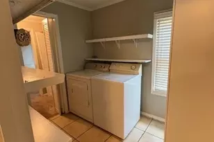 110 N Davis St, Dallas, NC 28034 - Photo 11