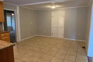 110 N Davis St, Dallas, NC 28034 - Photo 9