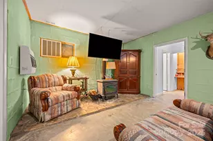 881 S Mountain Rd, Bostic, NC 28018 - Photo 17