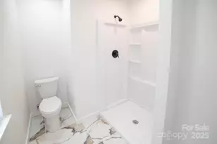 605 Vance St NW, Lenoir, NC 28645 - Photo 17