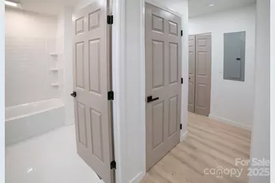 605 Vance Street NW, Lenoir, NC 28645 - Photo 9