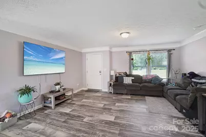 213 Big Oak Road, Hendersonville, NC 28792 - Photo 5