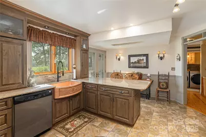 350 Winding Way Lane, Hendersonville, NC 28792 - Photo 13