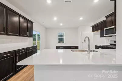 7636 Bainbridge Road, Sherrills Ford, NC 28673 - Photo 7