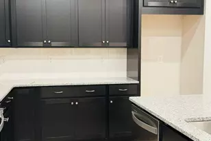 9508 Munsing Dr, Charlotte, NC 28269 - Photo 15