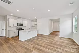 7632 Bainbridge Rd, Sherrills Ford, NC 28673 - Photo 9