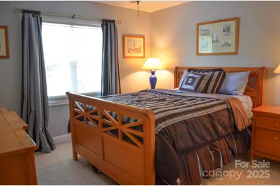 5665 Gold Creek Bay Drive, Hickory, NC 28601 - Photo 19