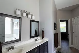 5665 Gold Creek Bay Dr, Hickory, NC 28601 - Photo 15