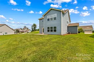 129 Canada Dr, Statesville, NC 28677 - Photo 5