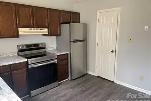 1111 Keswick Pl, Monroe, NC 28112 - Photo 5