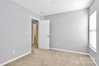 5750 Laborde Avenue, Charlotte, NC 28269 - Photo 17