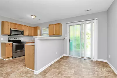 5750 Laborde Avenue, Charlotte, NC 28269 - Photo 5