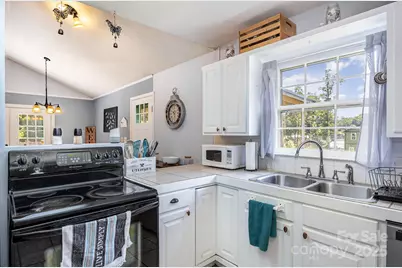 307 Pinehaven Drive, Lexington, NC 27292 - Photo 13