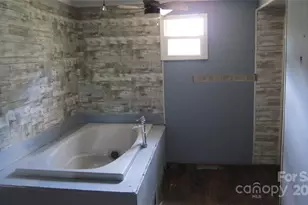 127 Hill St, Mooresboro, NC 28114 - Photo 11