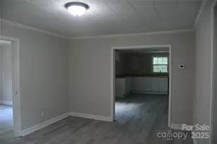 3327 York St, Sharon, SC 29742 - Photo 9