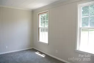 3327 York St, Sharon, SC 29742 - Photo 3