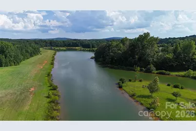 4488 Mirror Lake Drive, Catawba, NC 28609 - Photo 15