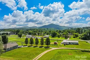 111 Dawn Dr, Waynesville, NC 28786 - Photo 17