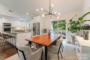 6527 Burlwood Rd, Charlotte, NC 28211 - Photo 9