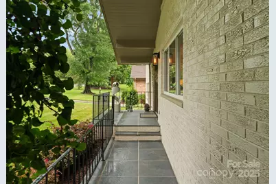 6527 Burlwood Road, Charlotte, NC 28211 - Photo 3