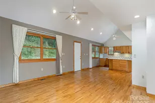 94 Marcellina Dr, Fairview, NC 28730 - Photo 9