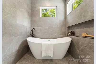 1725 Seifert Circle, Charlotte, NC 28205 - Photo 19