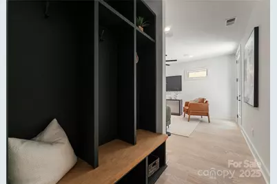 1725 Seifert Circle, Charlotte, NC 28205 - Photo 31